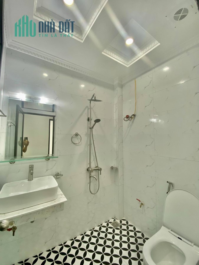 Cần bán nhà MT Rạch Bùng Binh, P. 9, Q. 3, DT 4.3x12m, 6 tầng, HĐT 60tr/th, giá 19 tỷ