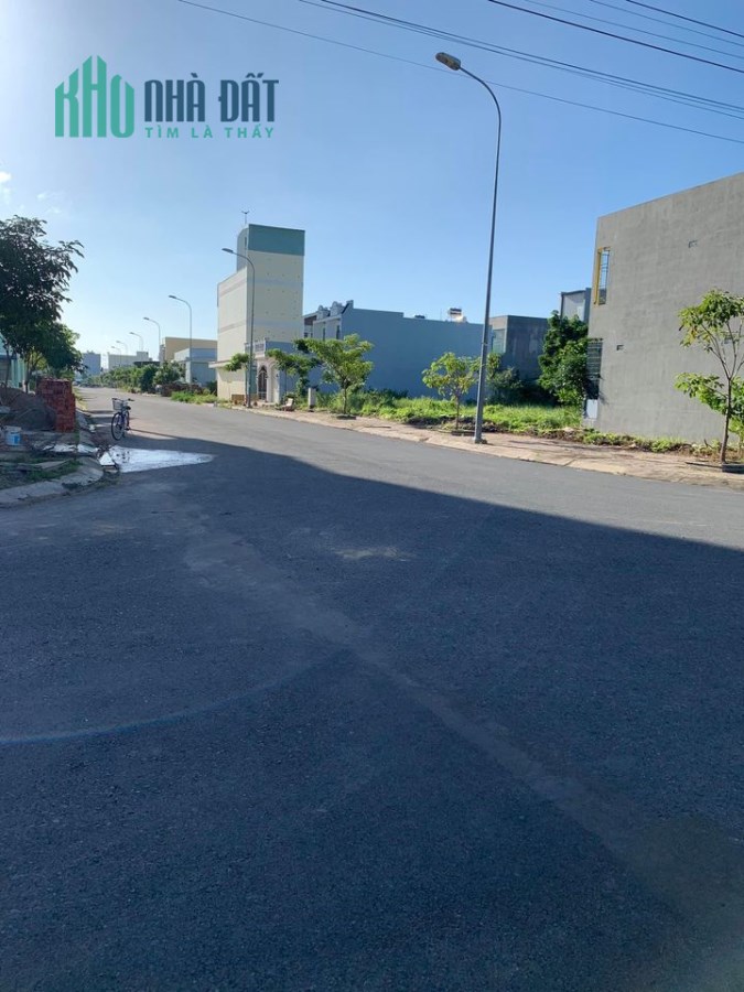 CHỦ NGỘP CẦN RA GẤP
