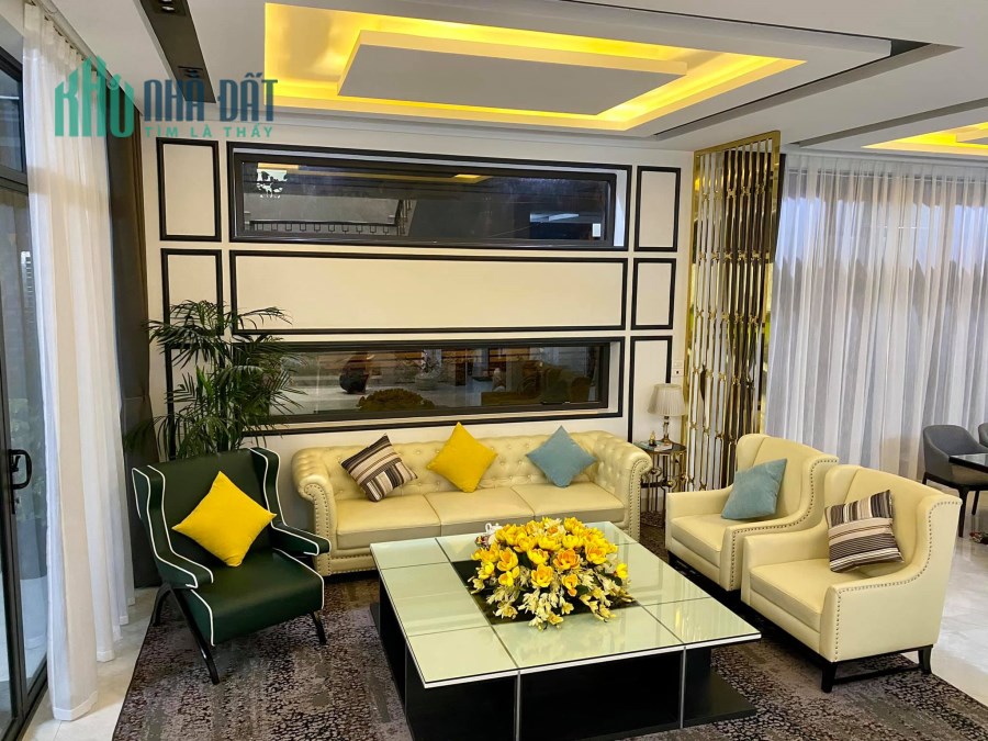 CHCC Sunshine Garden - Dương Văn Bé giá 3.1 tỷ, DT 95m2, NT cơ bản