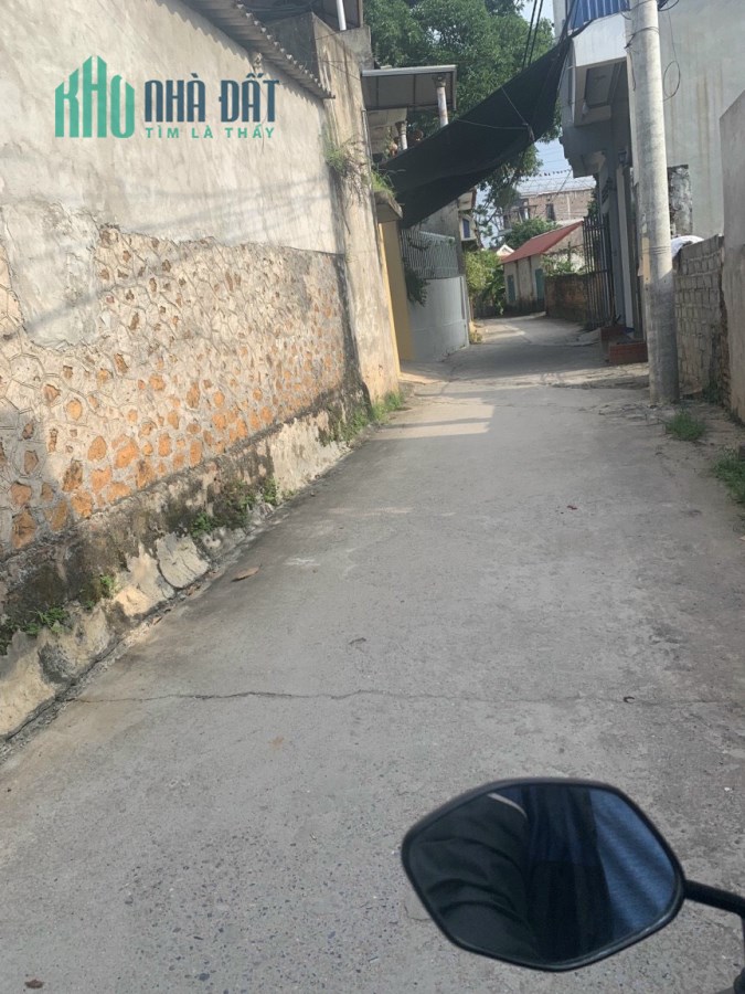 Bán nhanh 45m2 đất Giao Tất A, Kim Sơn, oto đi qua giá chưa đến 1 tỷ. 0983253436