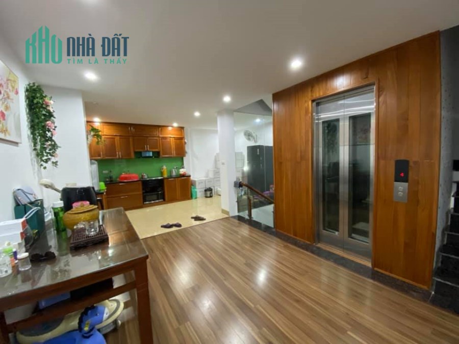 Bán nhà oto Thang Máy 76M x 5T giá 20.8 tỷ 0704084502