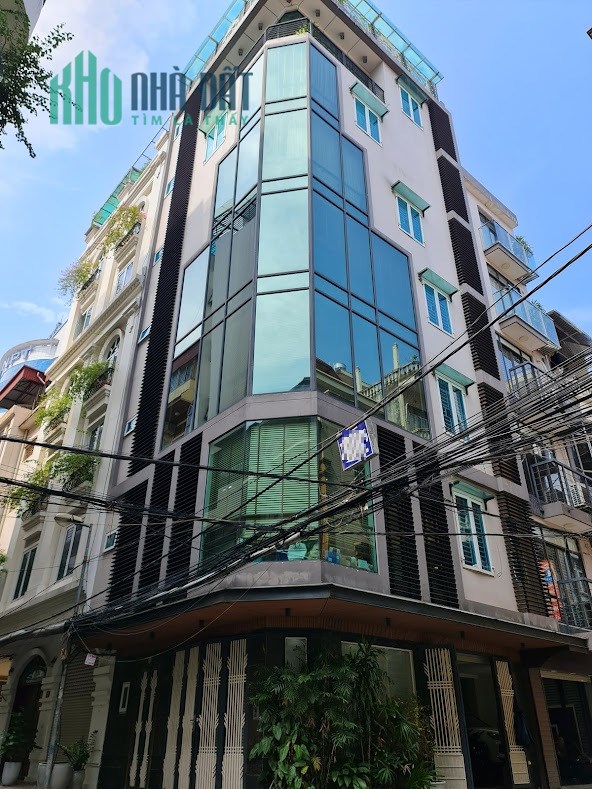 Bán tòa văn phòng quận Cầu Giấy 80m hiện đại cho thuê hơn 20 tỷ
