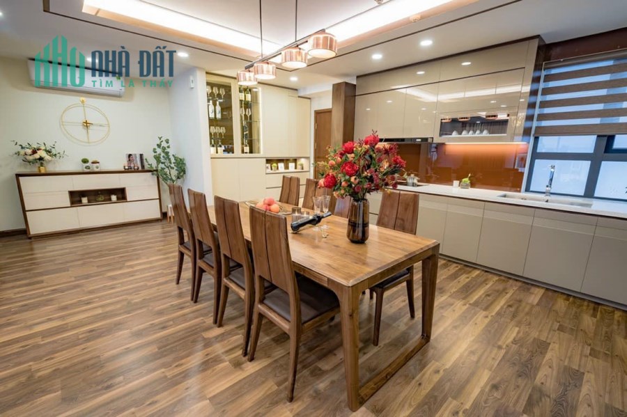 Bán gấp nhà Phố Hàng Than giá 4,8 tỷ, 31mx4 tầng, đẹp ở ngay