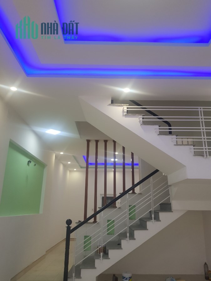 Cần bán căn nhà 3 mê 3 tầng còn mới, kiệt 2,5 m đường Bình An 7,Hải Châu,ĐNẵng.
