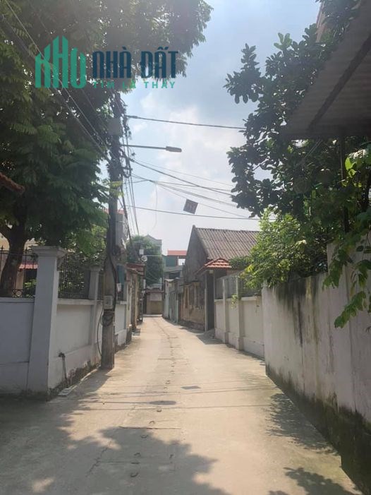 Bán nhà cấp 4, 50m2 Kiên Thành Gia Lâm, đường thông oto vào tận nhà.0983253436