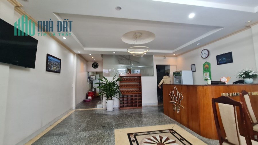Bán lại căn nhà 4 tầng khu dân cư tỉnh ủy phố Tạ Quang Bửu, Đồng Tâm 108m2 giá: 5,x Tỷ.