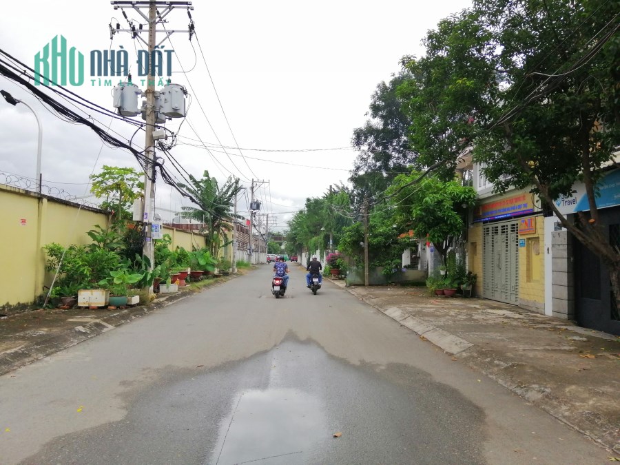 Nhà MT 6m ngang, 114 m2, 3 Tầng, Tây Thạnh Tân Phú, 12.4 tỷ. Chủ ngộp ngân hàng, bán gấp.