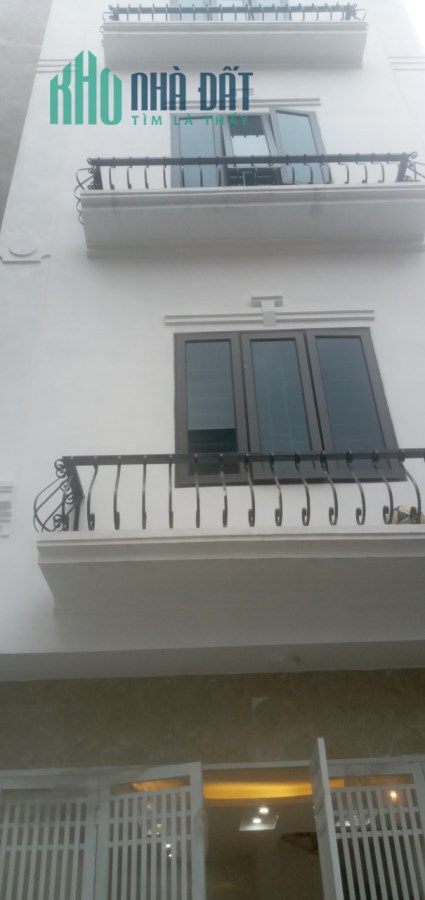 Nhà 4 tầng sổ diện tích 70m2 Tả Thanh Oai 2.2 Tỷ
