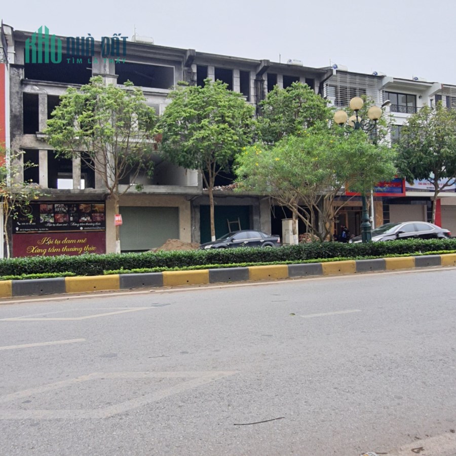 Bán căn nhà mặt phố tại Hà Tiên, Vĩnh yên, Vĩnh Phúc. Gía chỉ 6,x tỷ. LH: 096.454.393-0986.797.222