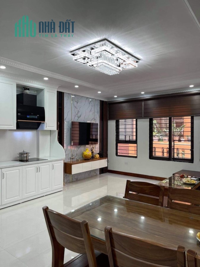 Bán nhà riêng phố Nhân Hòa,  45m2 x 7 tầng, thang máy, ô tô vào nhà, 9 tỷ