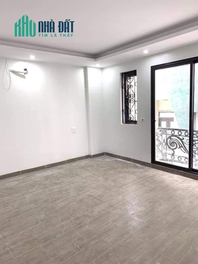 Bán nhà mặt phố Dương Quảng Hàm 65m2 x 7tầng thang máy, ôtô, kinh doanh vô địch 13.5 tỷ