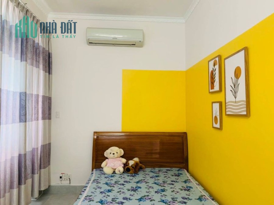 Bán nhà quận 3, nhà đẹp 5T, ngang hơn 4m, ô tô, 0911687421