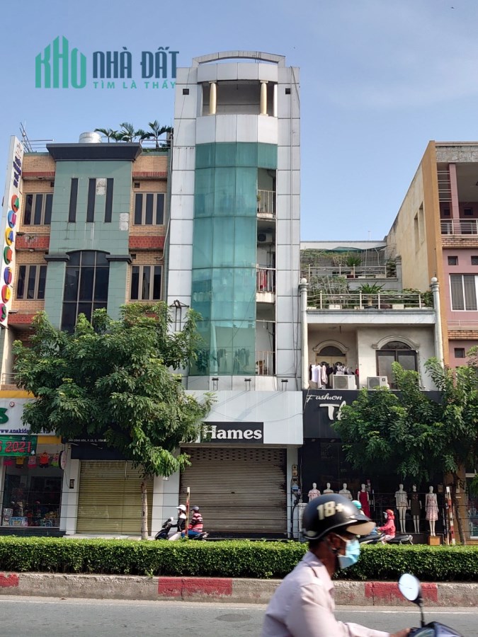 Cần bán nhà mặt tiền Cộng Hoà, phường 13, Tân Bình