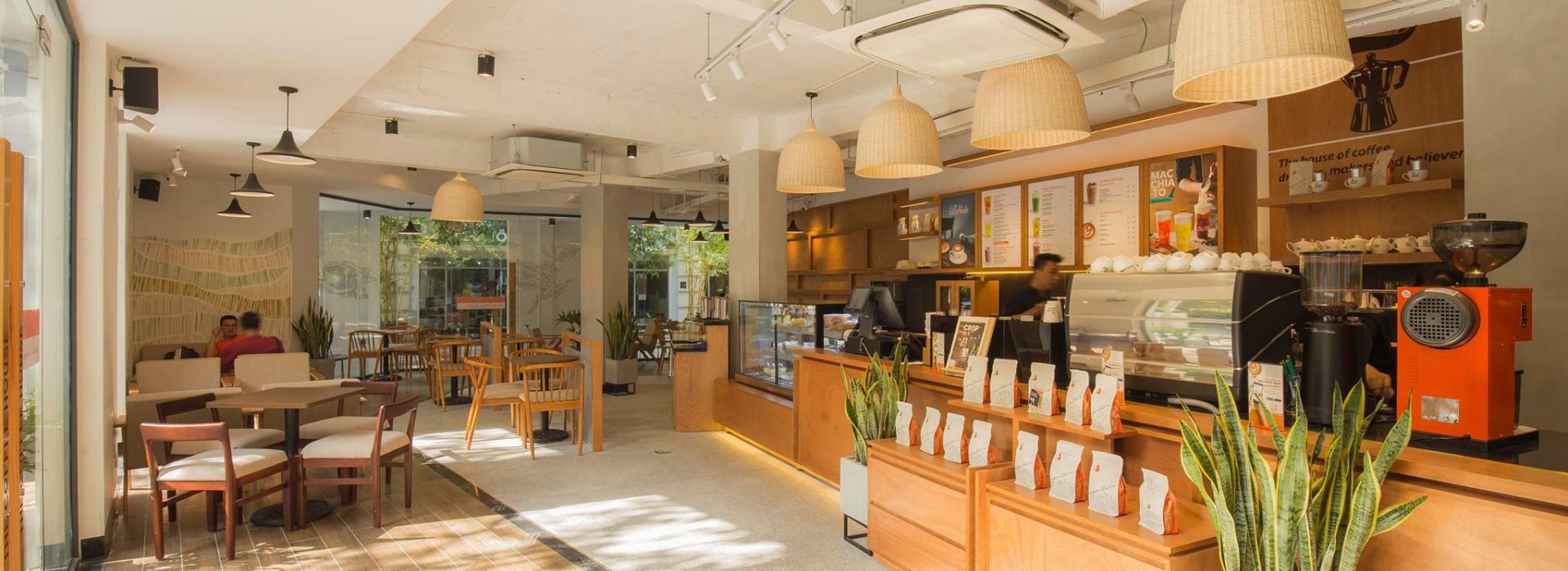 Cho thuê nhà Kim Đồng DT: 200m2 x 3 tầng, MT: 11m, Giá: 120tr, nhà đẹp thông sàn thông thoáng.