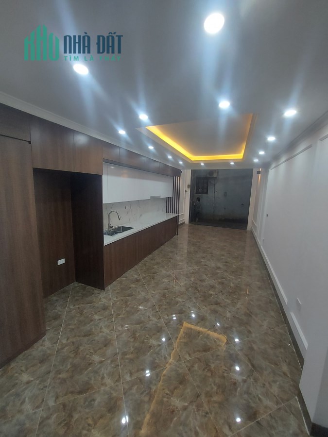 BÁN NHÀ CÙ CHÍNH LAN, THANH XUÂN - PHÂN LÔ - 2 THOÁNG - Ô TÔ GẦN - CHỈ HƠN 4 TỶ.
