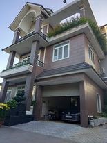 Biệt thự Đảo Kim Cương An Phú Quận 2, 404m2, ngang 17m, 3 tầng giá 38 tỷ.