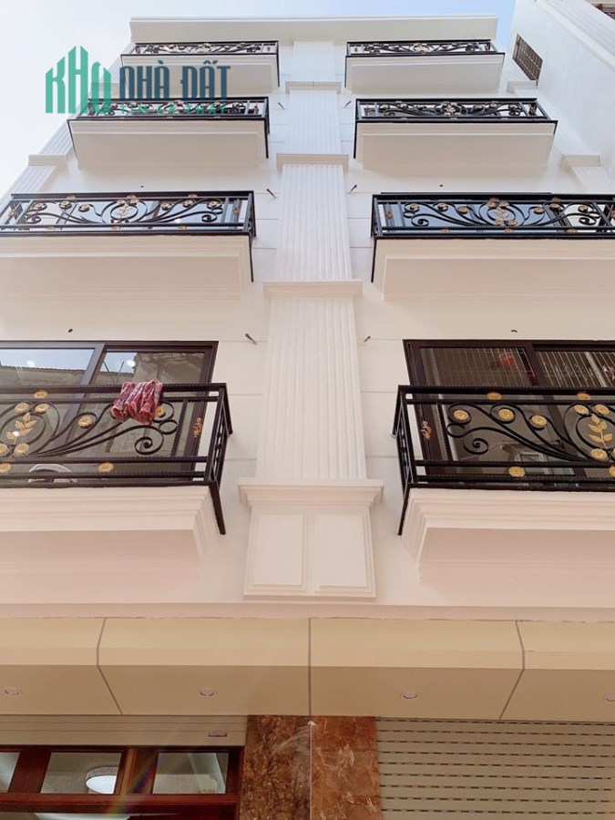NHỈNH 4 TỶ PHỐ NGUYỄN ĐỔNG CHI-5T-40M2-THIẾT KẾ HIỆN ĐẠI-CÁCH ĐƯỜNG OTO 10M