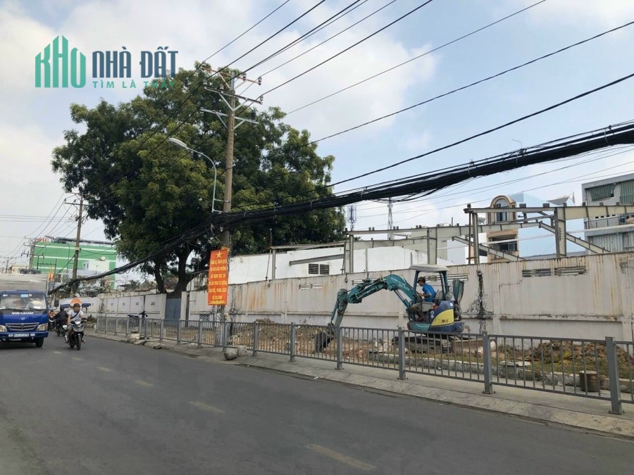 Bán lô đất mặt tiền 258 Dương Quảng Hàm, F5, Gò Vấp