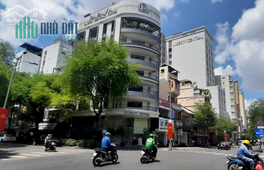 Bán Khách Sạn 157 Lê Thánh Tôn. Bên Thành. Quận 1. Hầm 8 Lầu. Giá 115 Tỷ