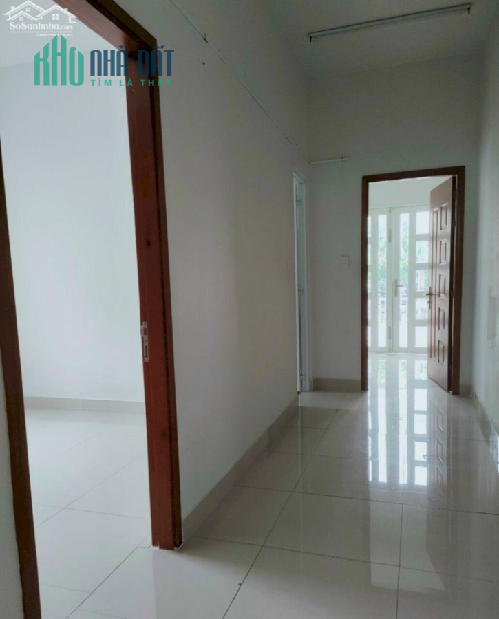 Cho thuê nhà 1 lầu  mặt tiền kinh doanh giá 10tr/th Hiệp Thành. Thủ Dầu Một