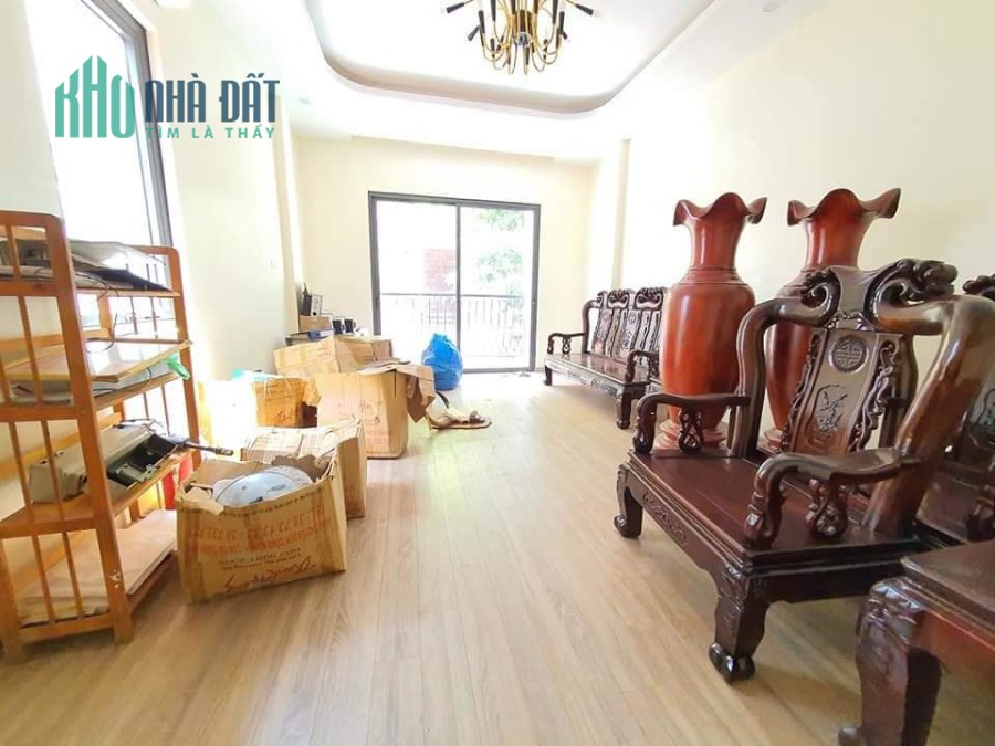 Nhà Phân lô Phạm Tuấn Tài - Ô tô tránh - An sinh Đỉnh!Dt: 48/56 m2, Giá:12 tỷ. ĐT 0979907088