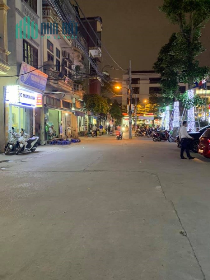 Siêu hiếm, Thanh Xuân, ngõ rộng, gần phố, xây tòa CCMN, 128m2, mt 8.8m, chỉ hơn 60tr/m2