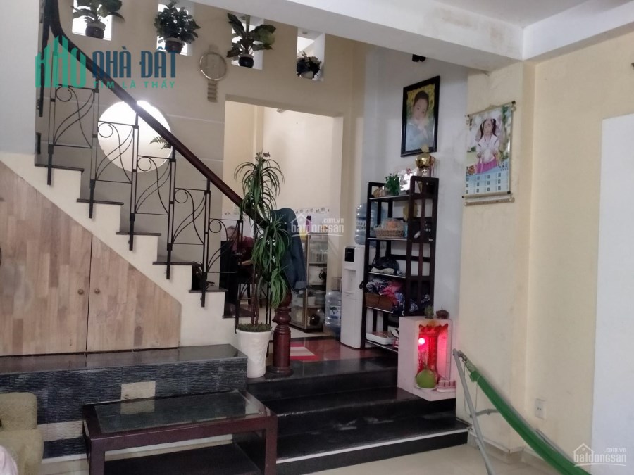 Bán nhà ngộp 4 tầng đường Nguyễn Chí Thanh Q.11(4x12m) chỉ 6.1 tỷ