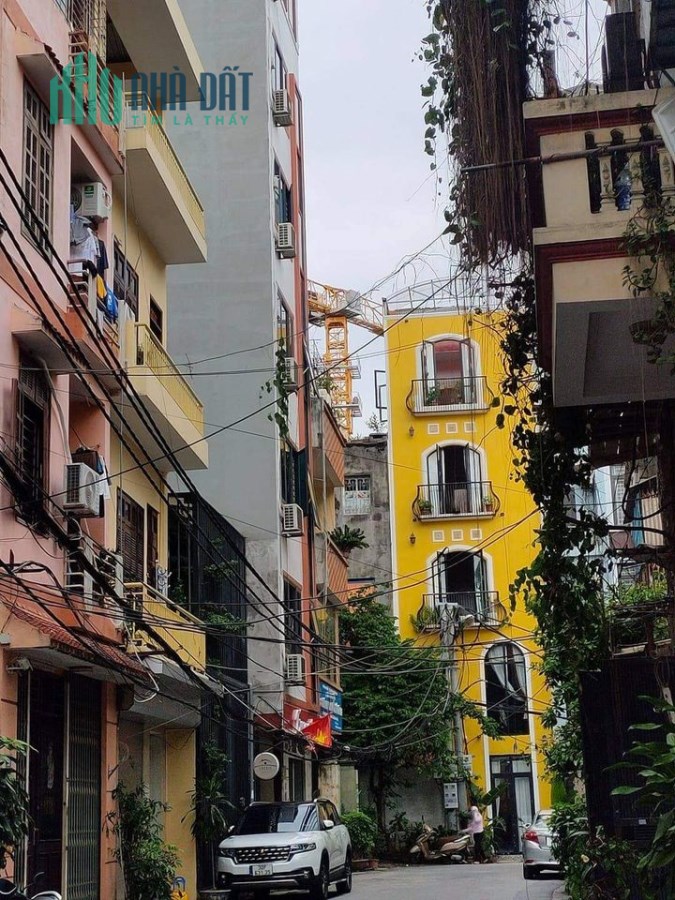 BÁN ĐẤT TẶNG NHÀ 3 TẦNG NGỌC LÂM LONG BIÊN,Ô TÔ VÀO TẬN NHÀ, DT 107M, GIÁ CHỈ HƠN 6 TỶ