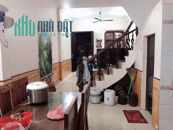 Bán nhà 4 tầng tại Trâu Quỳ, Gia Lâm giá nhỉnh 3 tỷ. 0983253436
