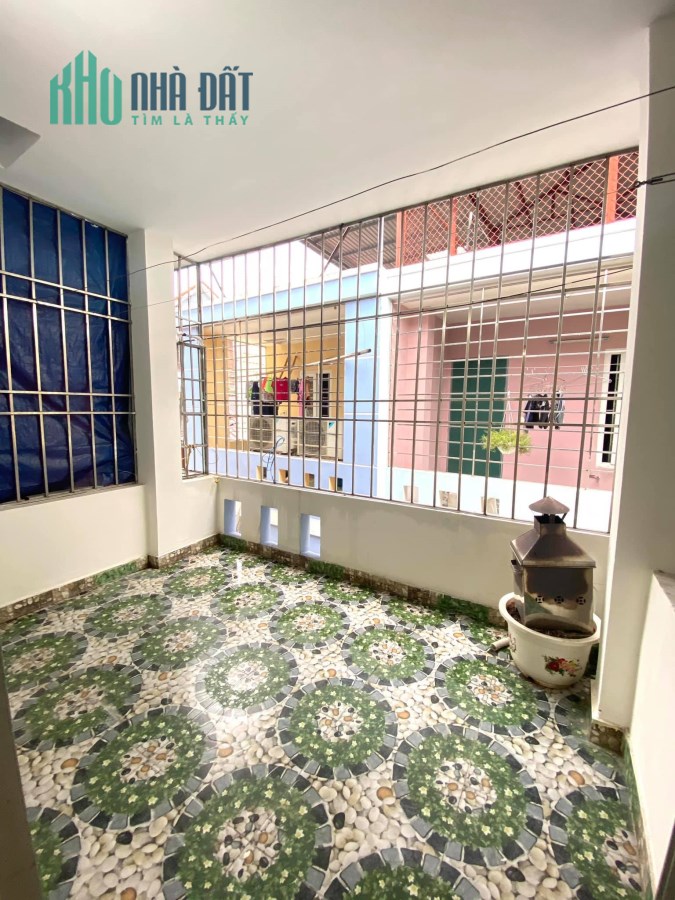 Cần bán nhà Mặt ngõ Tôn Đức Thắng - Văn Chương 2,89 tỷ 42mx4T, đẹp, Ôto đỗ gần