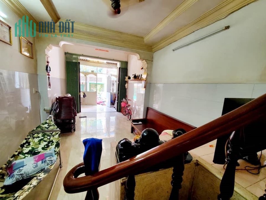 Bán nhà 60m2, 2 lầu, giá 6,7 tỷ đường Tuệ Tĩnh, P.12, Quận 11.