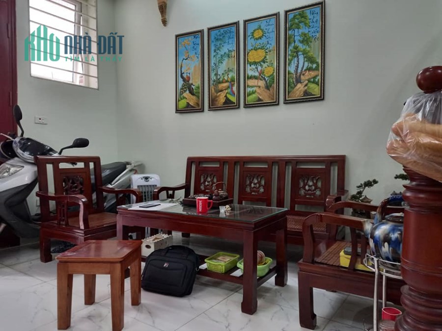 Bán nhà ở La Khê Hà Đông 40m2 5 tầng ô tô đỗ cửa giá 3 tỷ