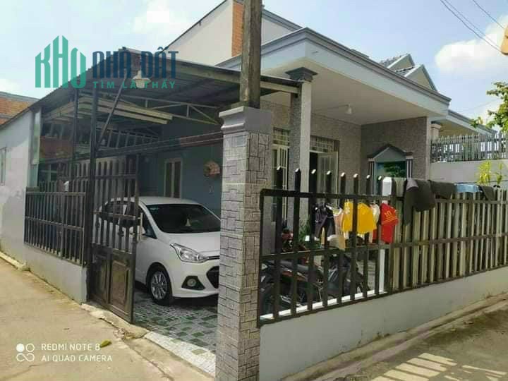 Chỉ 2,59 tỷ - 3 căn liền kề 2MT khu TTHC Huyện Cần Giuộc, giáp Bình Chánh 5 phút. Lh:0856677889