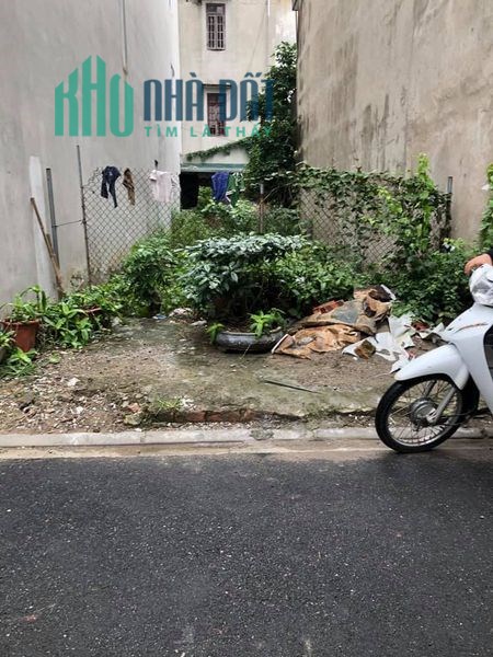 Bán đất An Đào B Trâu Quỳ giá hơn 40tr/m2. LH 0983253436