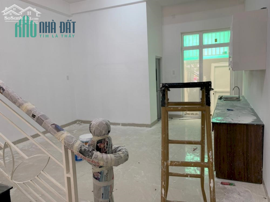 Cho thuê nhà 1 trệt 2 lầu . KDC Hiệp Thành giá 15tr/th . Thủ Dầu Một 0911045579