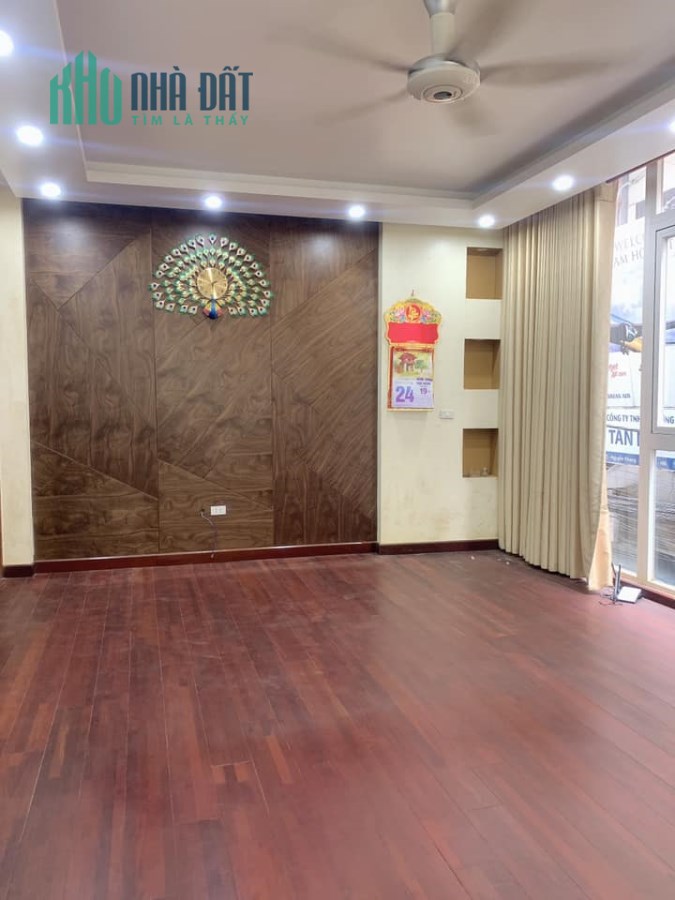 Nguyễn Khang–Trung Yên, MT 6.8m, diện tích 65m2, ô chờ thang máy, ô tô vào nhà, kinh doanh