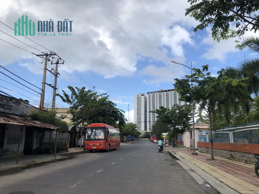 Bán đất mặt tiền đường Trường Sơn đối diện Khatoco tp Nha Trang .Giá 40 Triệu/m2