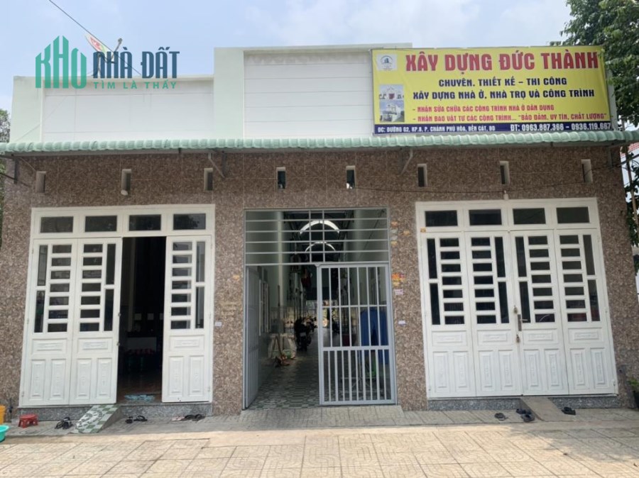 Cần Bán Gấp 16 Phòng Trọ + 900m2 Đất Gần Chợ, Trường Học,T/C 100%.LH: 0969.739.583