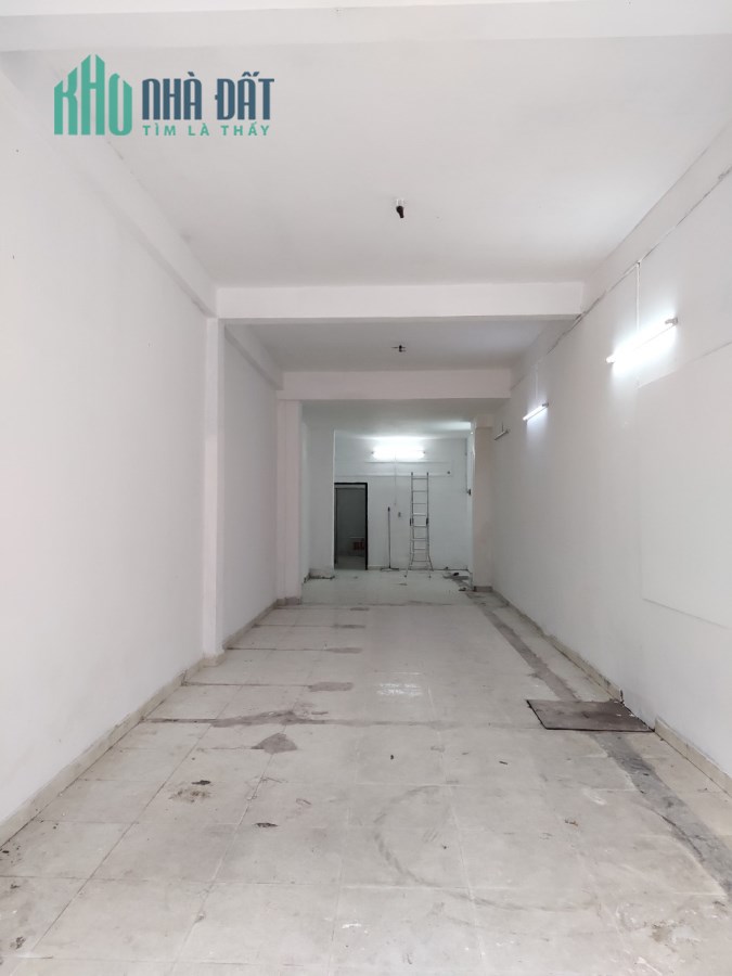 Cần cho thuê nhà mặt tiền tại 9 Cao Bá Nhạ , Nguyễn Cư Trinh, Quận 1, HCM