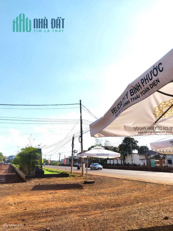 Nằm ngay trung tâm Phú Riềng sổ sẳn, mặt tiền 4 triệu/m2 full thổ cư
