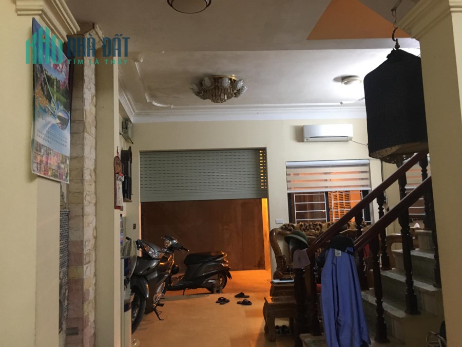 CỰC HIẾM - NHÀ QUAN HOA – CẦU GIẤY – 50M RA Ô TÔ – NỞ HẬU – 3 TẦNG – 43M2 – GIÁ CHỈ 4.3 TỶ