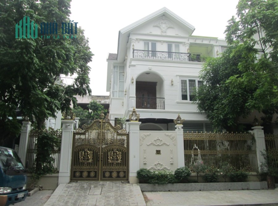 Biệt thự view hồ KĐT Vĩnh Hoàng cạnh Louis City Hoàng Mai 215m2 chỉ 34.89 tỷ. LH 0989.62.6116