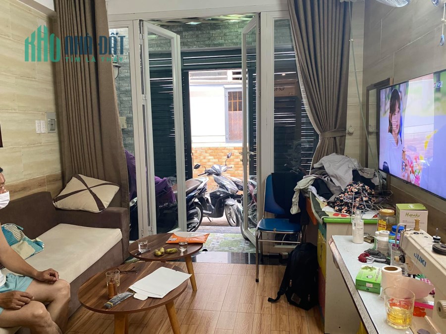 Nhà Nguyễn Văn Nghi – 40m2 – 3 tầng  – hẻm1 trục 4m chỉ 4 tỷ 3