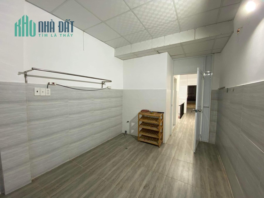 Bán Nhà Mặt Tiền Diên Hồng, Bình Thạnh, Giá Rẻ, 54m2, Sát Quận 1, chợ Bà Chiểu