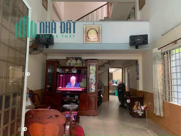 💥 Nhà Tân Phú, 90m2, hẻm xe hơi, 5,95tỷ, 2 lầu,chính chủ,gấp bán.