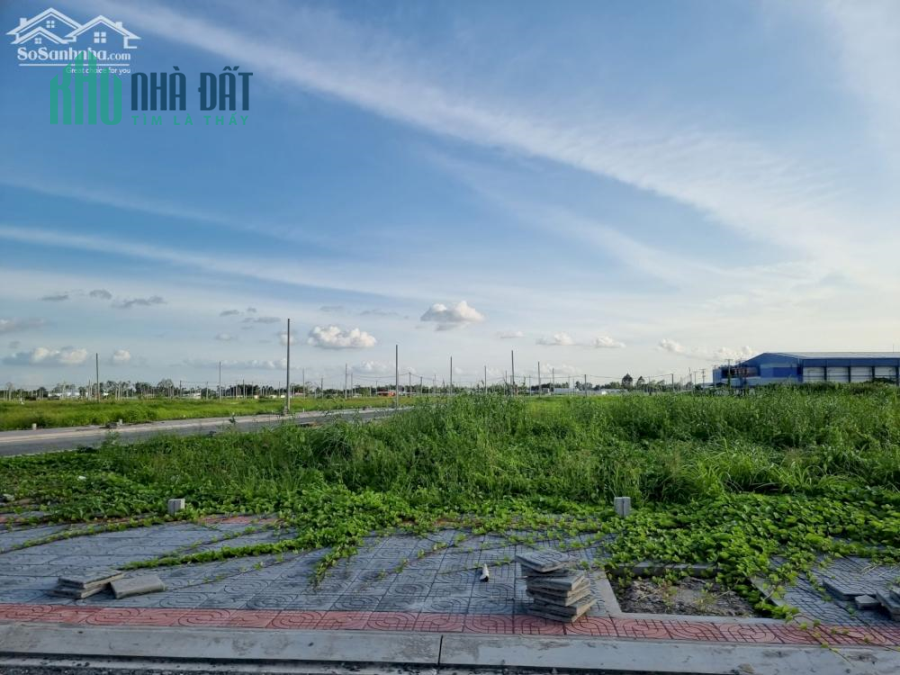 Nền thổ cư 80m2 mặt tiền QL 91C cách chợ mái dầm 1km