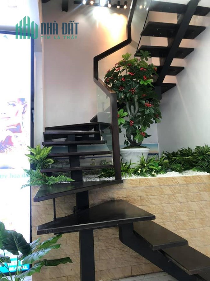 HIẾM NHÀ BÁN LÔ GÓC - 31M 4T 9xTỶ HÀN THUYÊN QUẬN HAI BÀ KINH DOANH