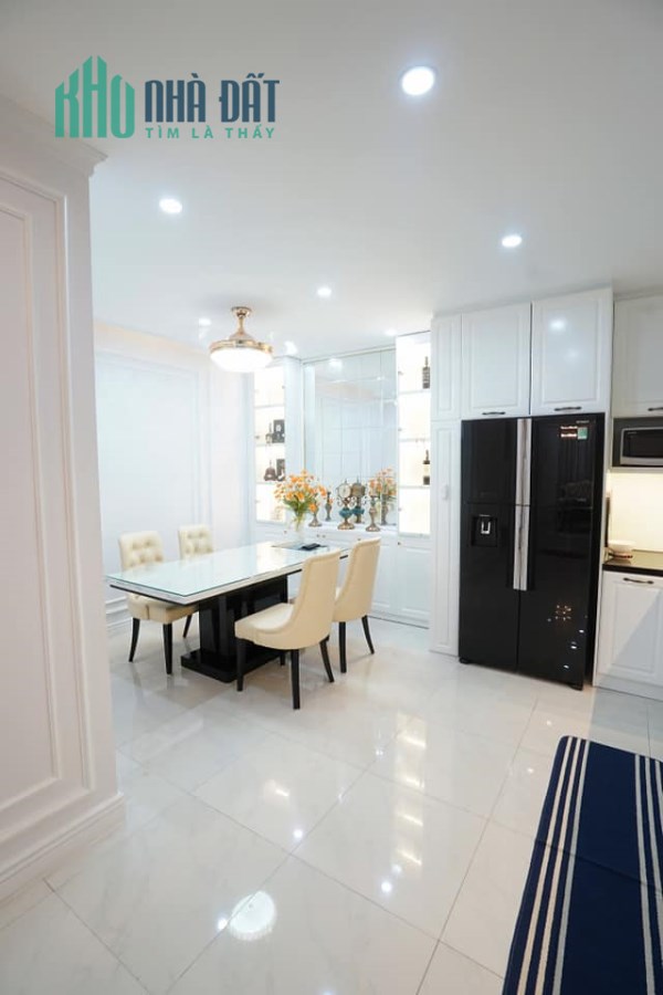 Bán nhà Trần Quang Diệu, Kinh doanh, Ô Tô tránh, Vỉa hè, 74m2, MT 7m, 19 tỷ