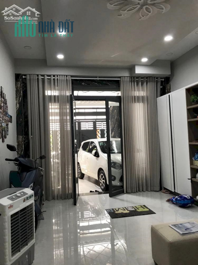 Bán Nhà HXH Đường Hồ Văn Huê Quận P9 PN. DT 76m2 x 4 tầng.
