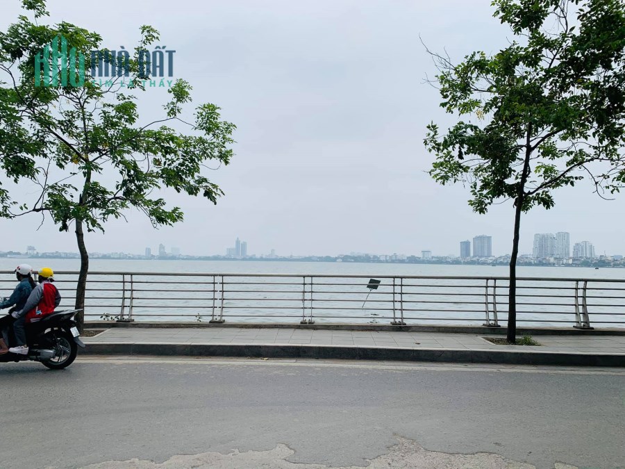Bán nhà ngõ 113 Nhật Chiêu, Tây Hồ, an sinh ven hồ, 50m2 x 4m giá chỉ 5.2 tỷ.